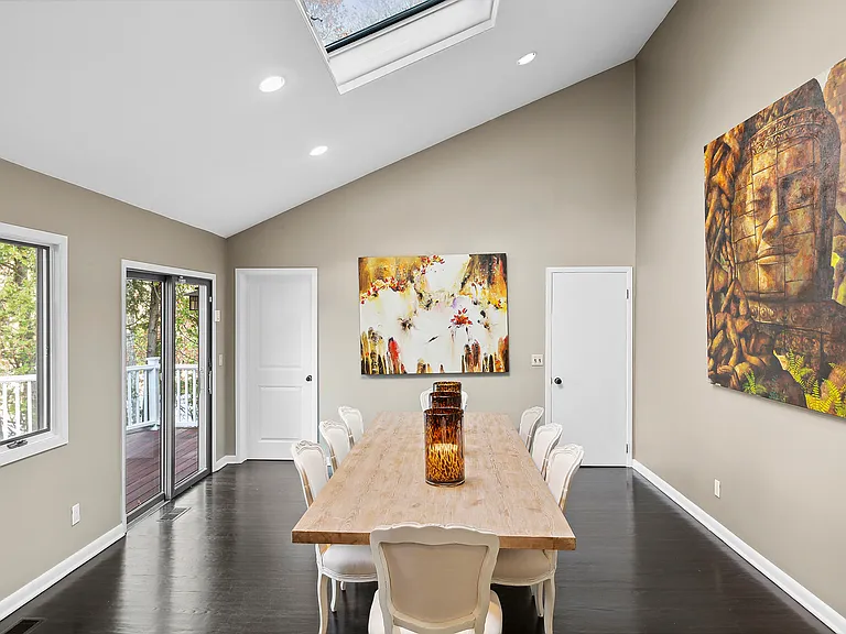 9 Forrest Dr — Photo 3