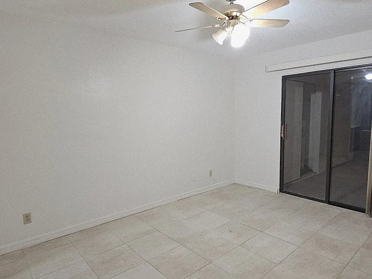 7360 Ulmerton Rd #3C — Photo 11
