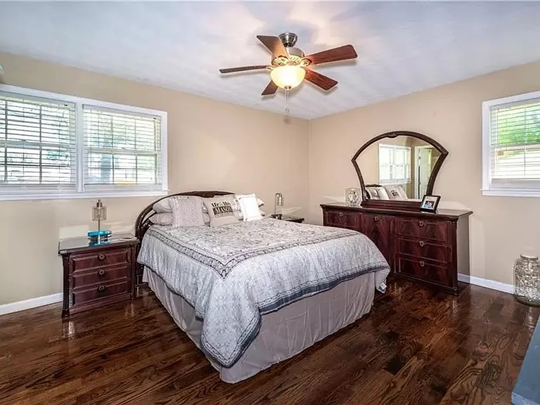 2347 Morgan Rd — Photo 21