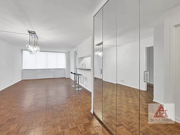 4th image of 245 E 93rd St APT 3M