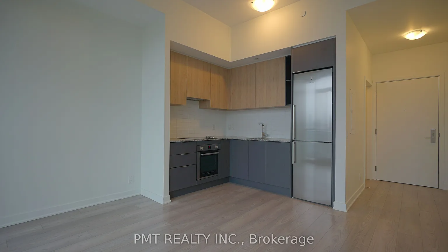 120 Parliament St #1103 photo 1