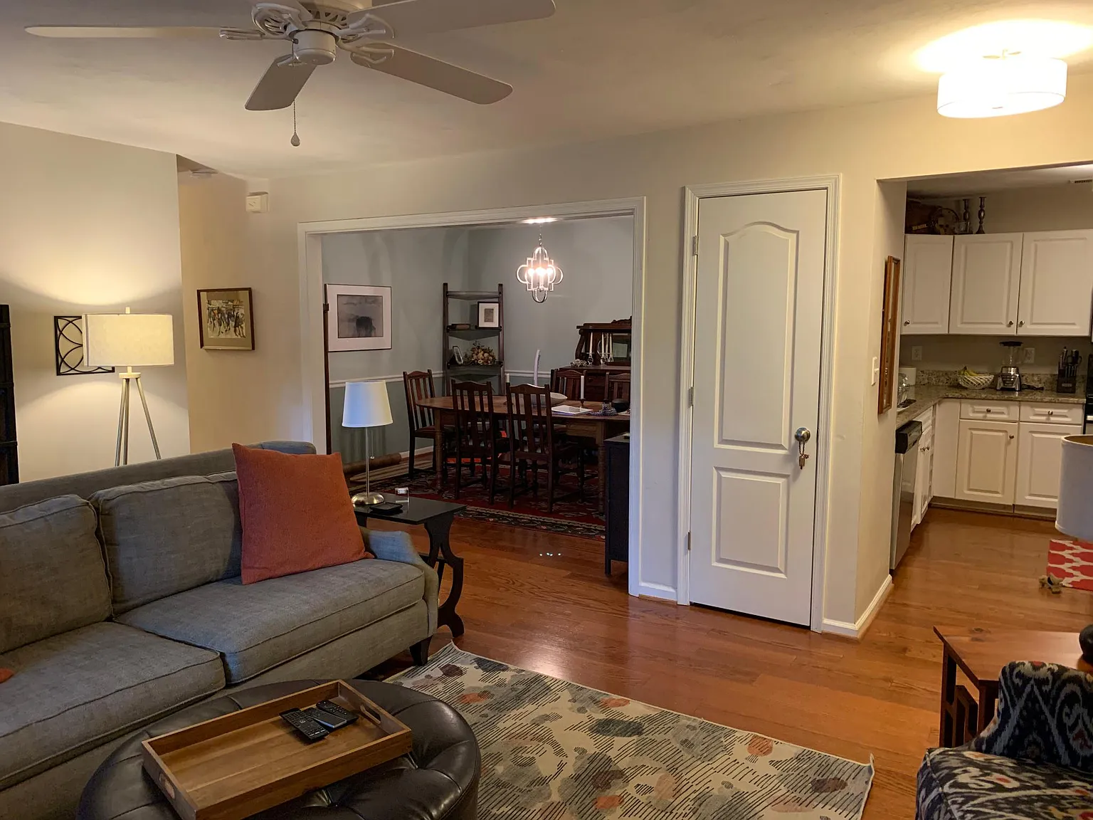 2 bed, 1256 sqft, $2,250 — Photo 3