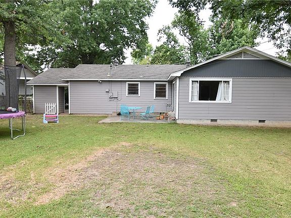 4th image of 4312 Presley Ave