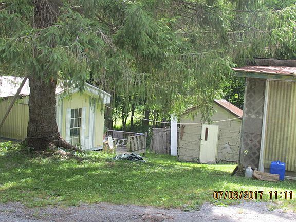 5th image of 3360 Seneca Trl