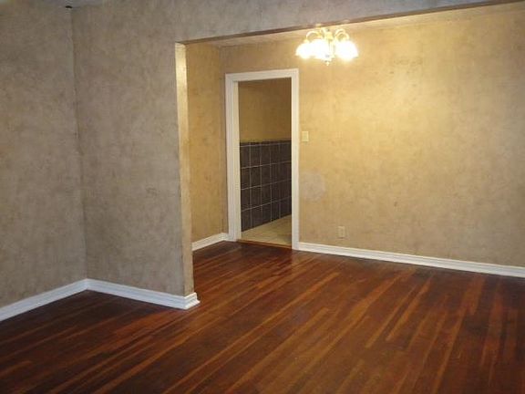2nd image of 1503 Coleman St