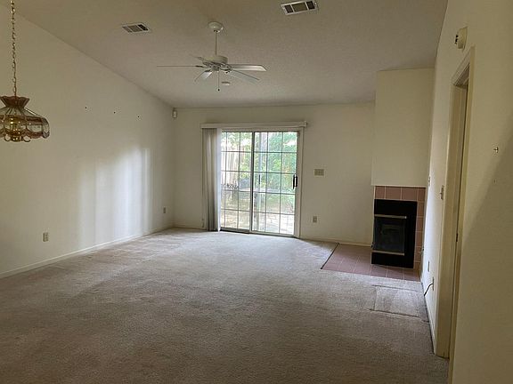 2nd image of 3631 Killarney Plaza Ct