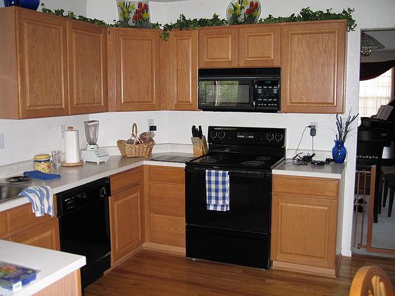 3rd image of 8051 E Jewell Ave