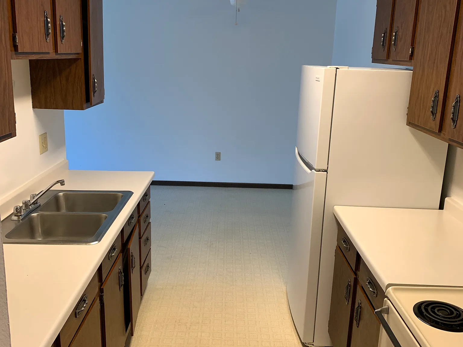2 bed, $845 — Photo 3
