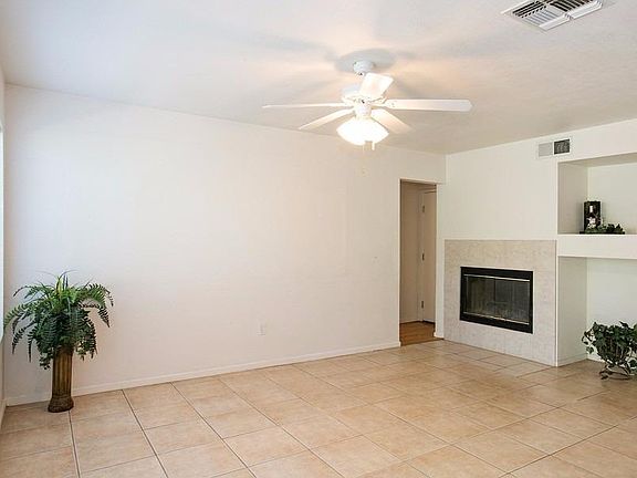 4th image of 3533 W River Dr