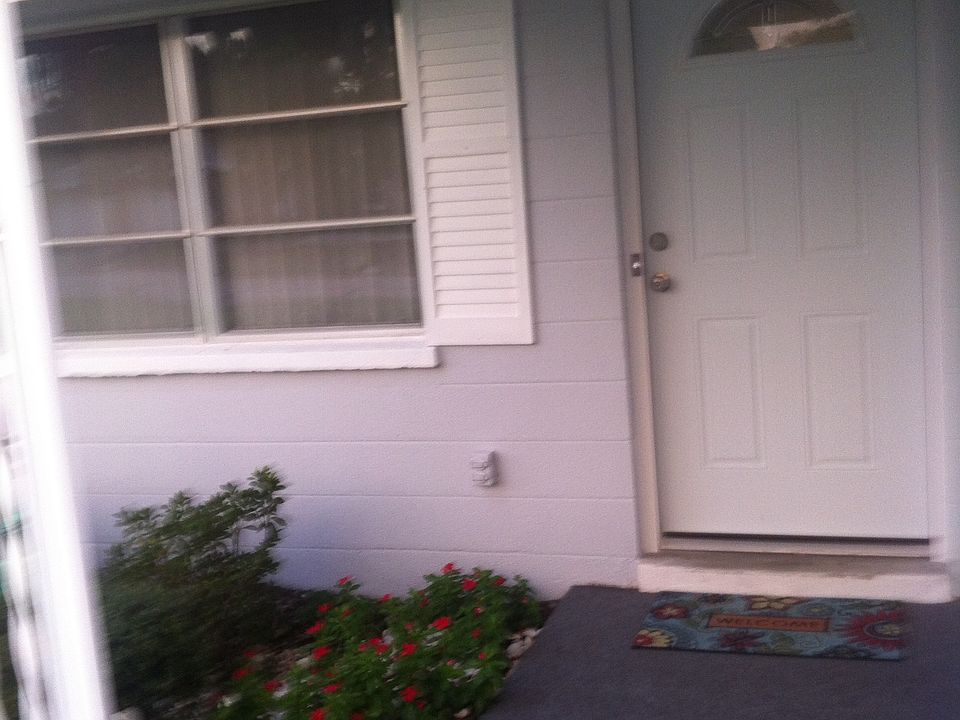 2nd image of 2519 Orsova Way