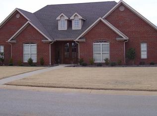 311 Wheaton Dr, Florence, AL 35633