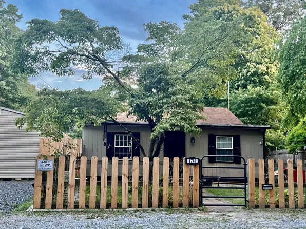 1741 Lakeshore Dr, Millville, NJ 08332