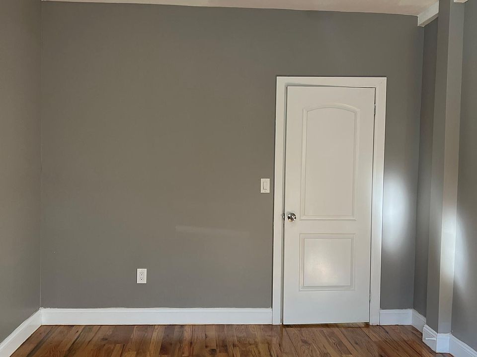 1st image of 639 Baker Ave #A