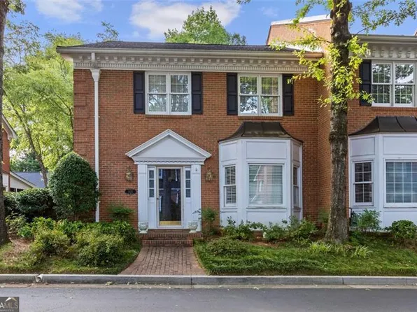 5435 Trentham Dr, Dunwoody, GA 30338