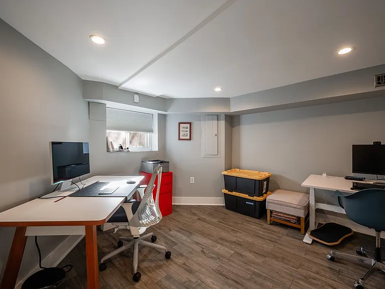 31 Randolph Pl NW — Photo 18