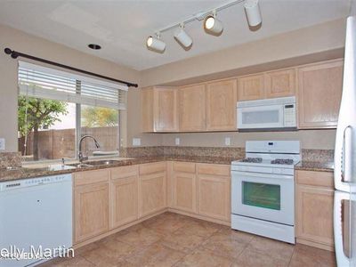 830 N Constitution Dr, Tucson, AZ, 85748