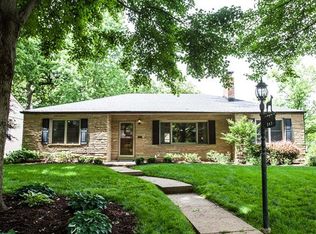347 Hampshire Ct, Saint Louis, MO