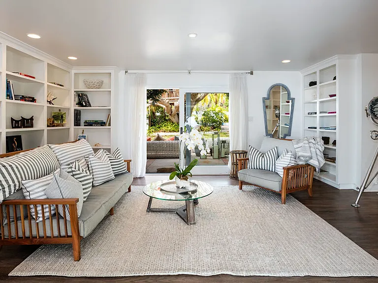 29225 Cliffside Dr — Photo 14