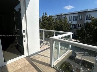 10245 NW 63rd Ter APT 202, Doral, FL 33178