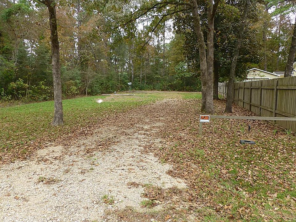 1st image of 865 Chanticleer Dr