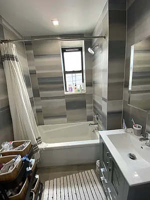 Rented by Mdays Realty | media 44