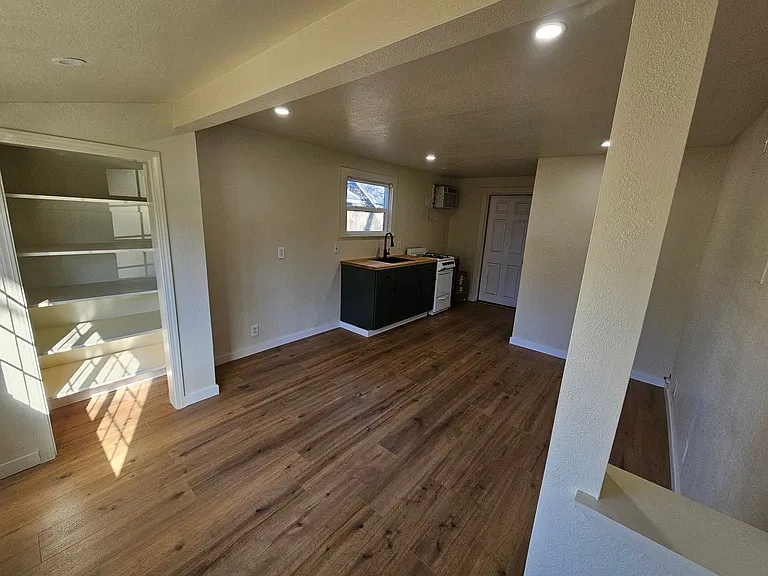 1930 Arcadian Ave #AR193 — Photo 7