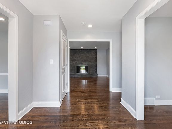 2nd image of 2928 White Pine Dr