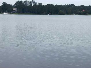 614 Lakeside Dr, Moncks Corner, SC 29461