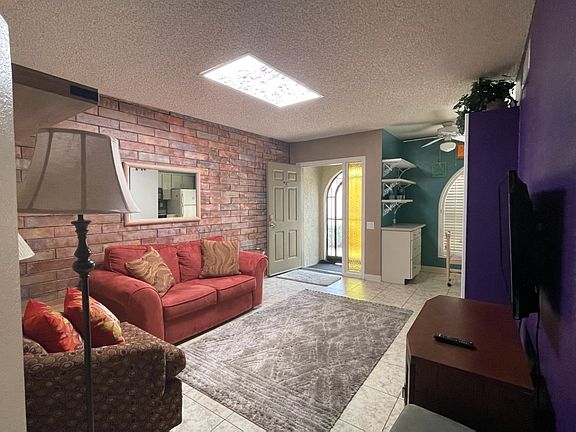 3rd image of 1059 S Calle De Las Casitas