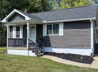 2973 Colon Dr, Akron, OH 44321