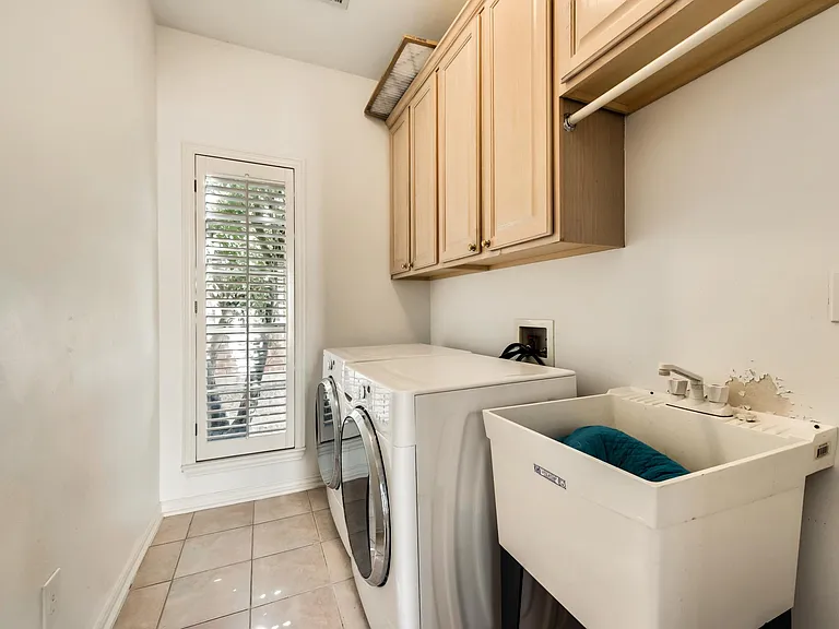 Washer / Dryer Room