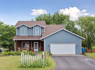 1204 Hawthorn Ave, Buffalo, MN 55313