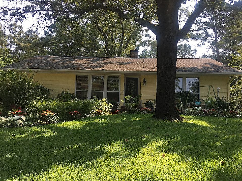1st image of 1721 Leisure Ln