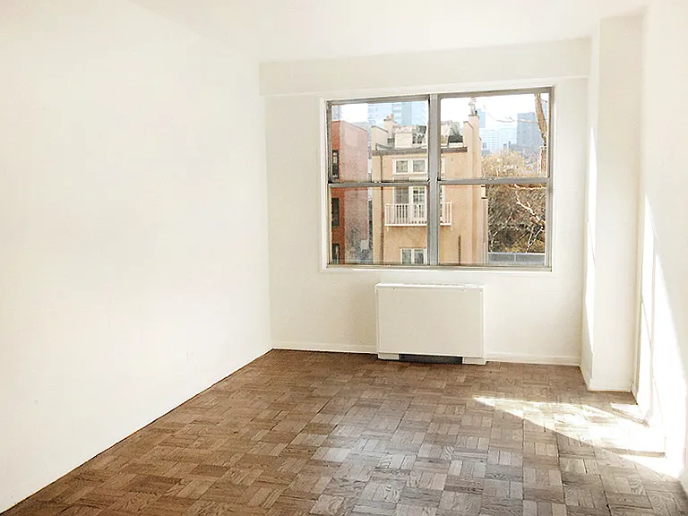 230 E 79th St #5F — Photo 4