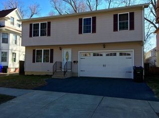 13 Ruskin St, Springfield, MA 01108