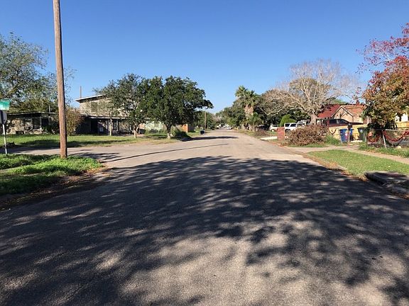 5th image of 6306 Whitaker Dr