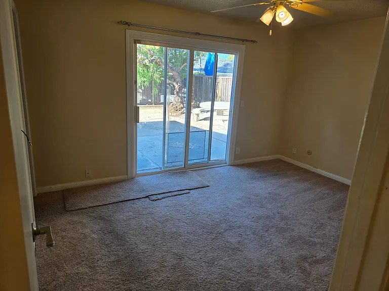 37788 Dahlia Dr — Photo 8