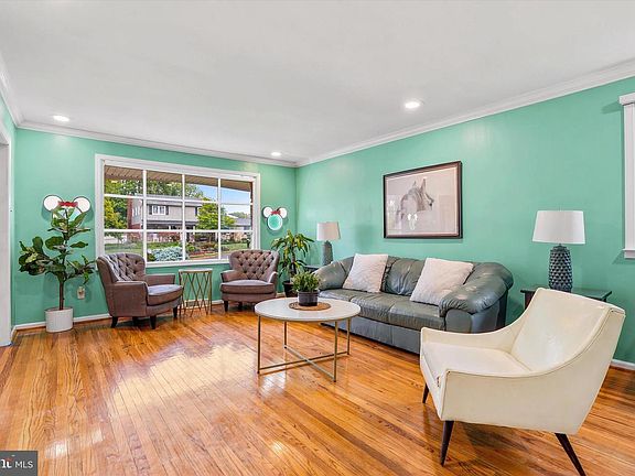 5th image of 244 Kirk Dr