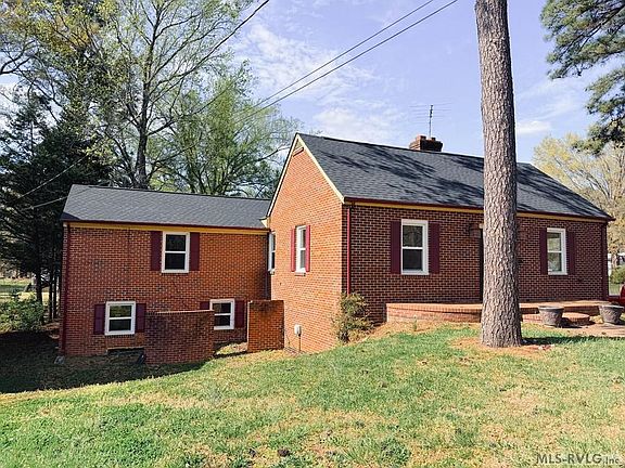 4th image of 627 N Mecklenburg Ave