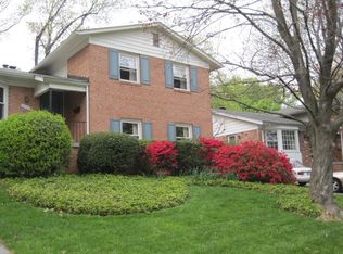 9526 Linden Ave, Bethesda, MD 20814
