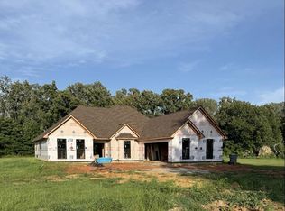 133 Glover Dr, Starkville, MS 39759