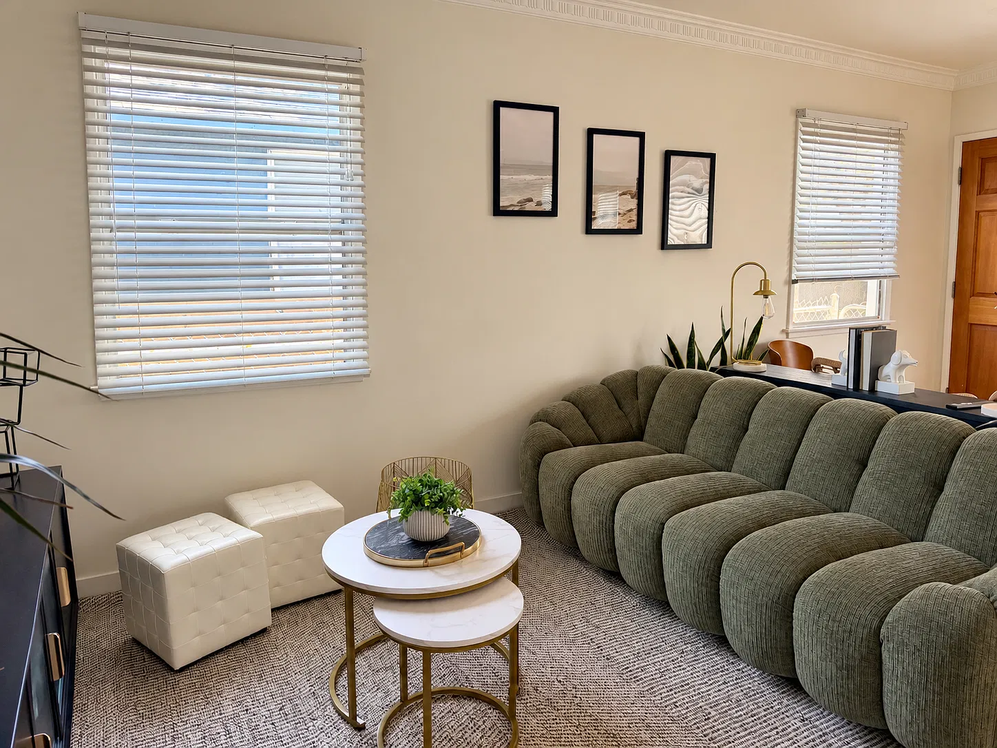 2 bed, 900 sqft, $5,950 — Photo 2