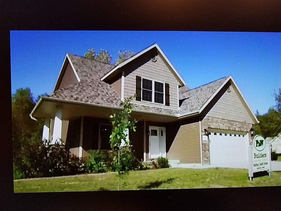 1st image of 4627 W Gladstone Pl