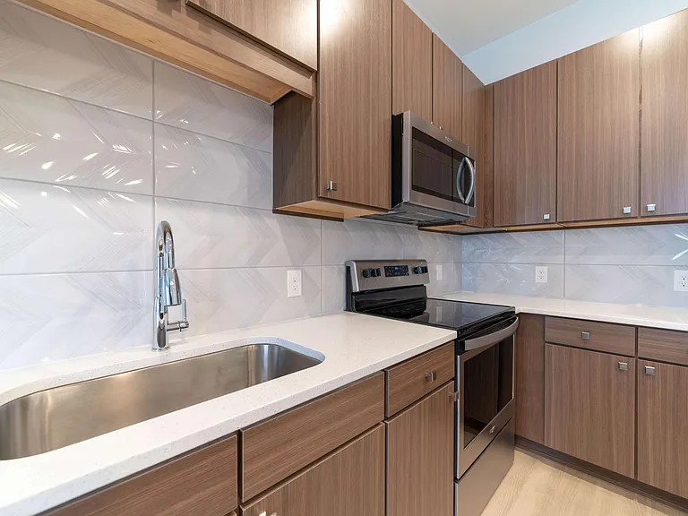 Quinn Apartments — Photo 7