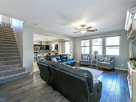 3rd image of 176 Walkinshaw Ave
