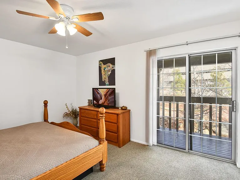1000 N Beaver St #107 — Photo 5