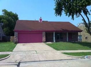 8401 Intrepid Ln, Rowlett, TX 75089