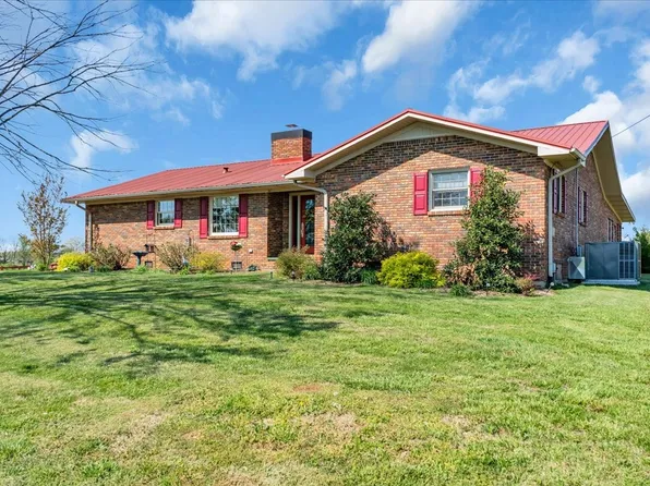 1435 Hennessee Bridge Rd, Rock Island, TN 38581