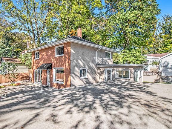5th image of 22216 Fern Dr