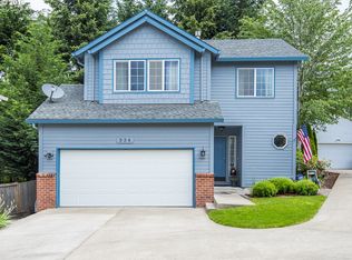 934 NW Ashcreek Ln, Portland, OR 97229